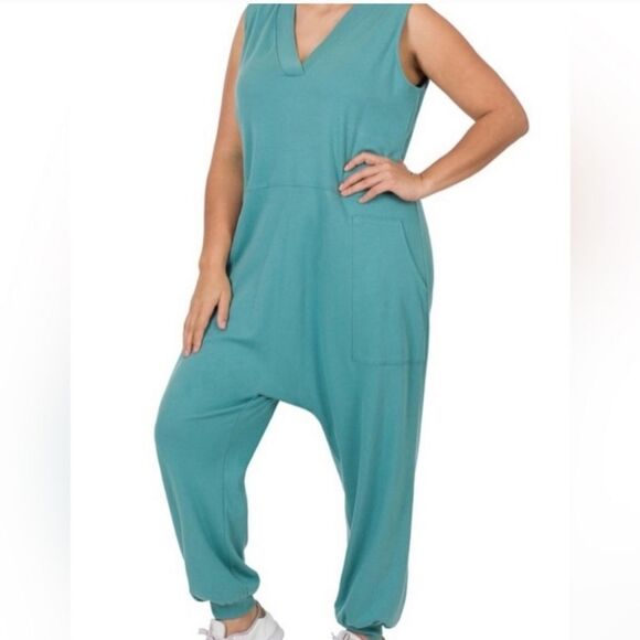 New Zenana Solid Sleeveless Harem Jumpsuit - Picture 15 of 16